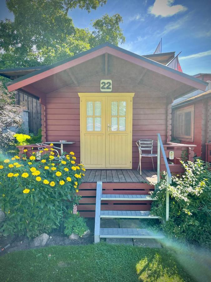 Aleksandri Guesthouse Parnu Exterior photo